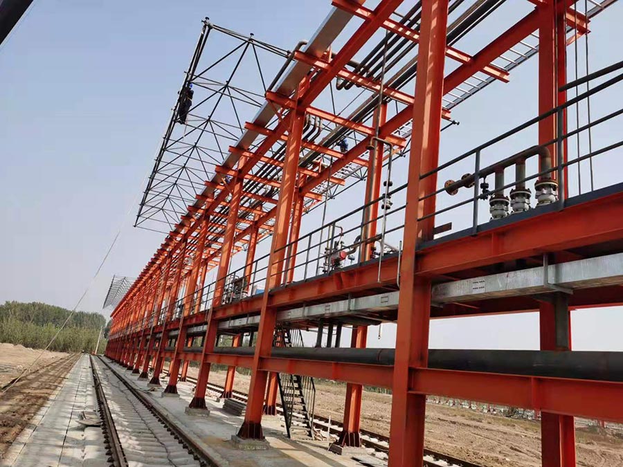 濮陽(yáng)恒潤(rùn)筑邦石油化工有限公司20萬(wàn)方配套倉(cāng)儲(chǔ)項(xiàng)目汽車裝車棧橋、火車棧橋網(wǎng)架工程