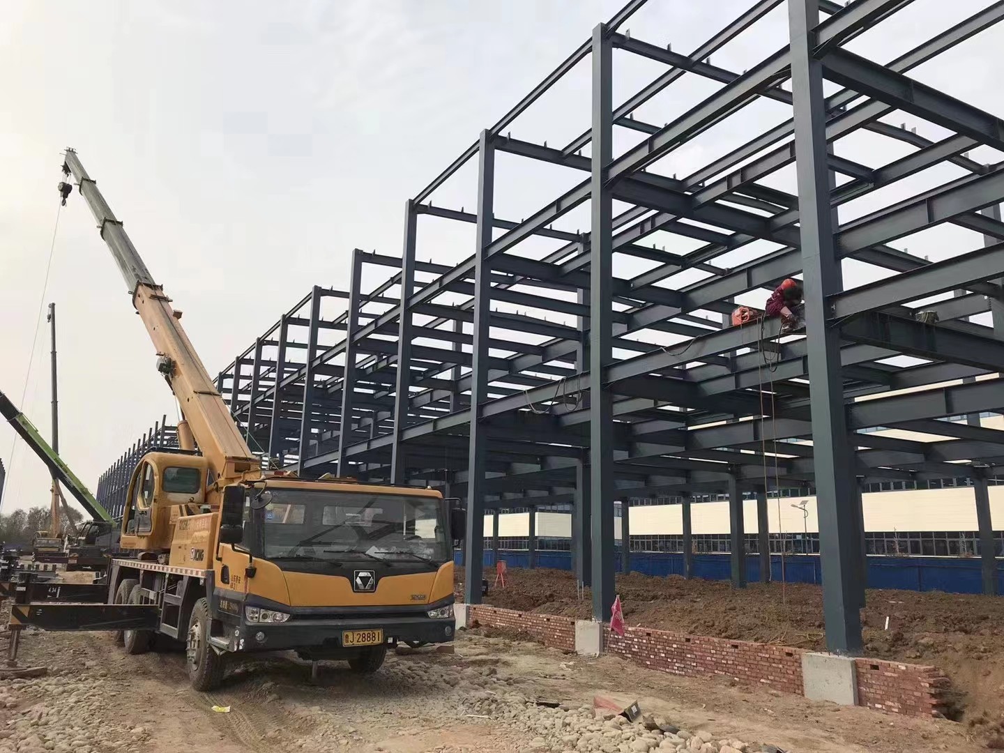 鋼結(jié)構(gòu)知識(shí)解析，帶你了解鋼結(jié)構(gòu)的缺點(diǎn)