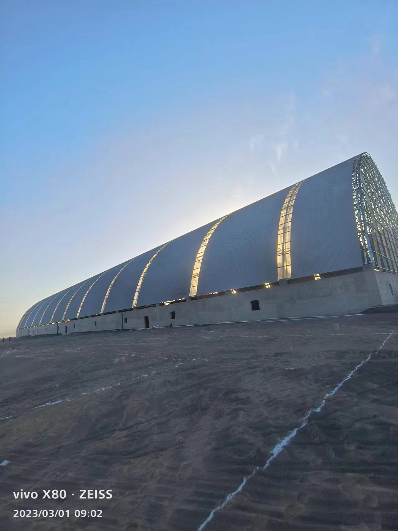 山東華中重鋼工程案例——甘肅德鑫泰煤棚封閉項目