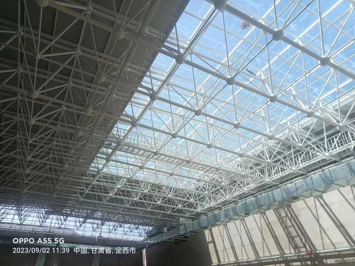 山東華中工程案例——甘肅定西游泳館、體育館網(wǎng)架工程